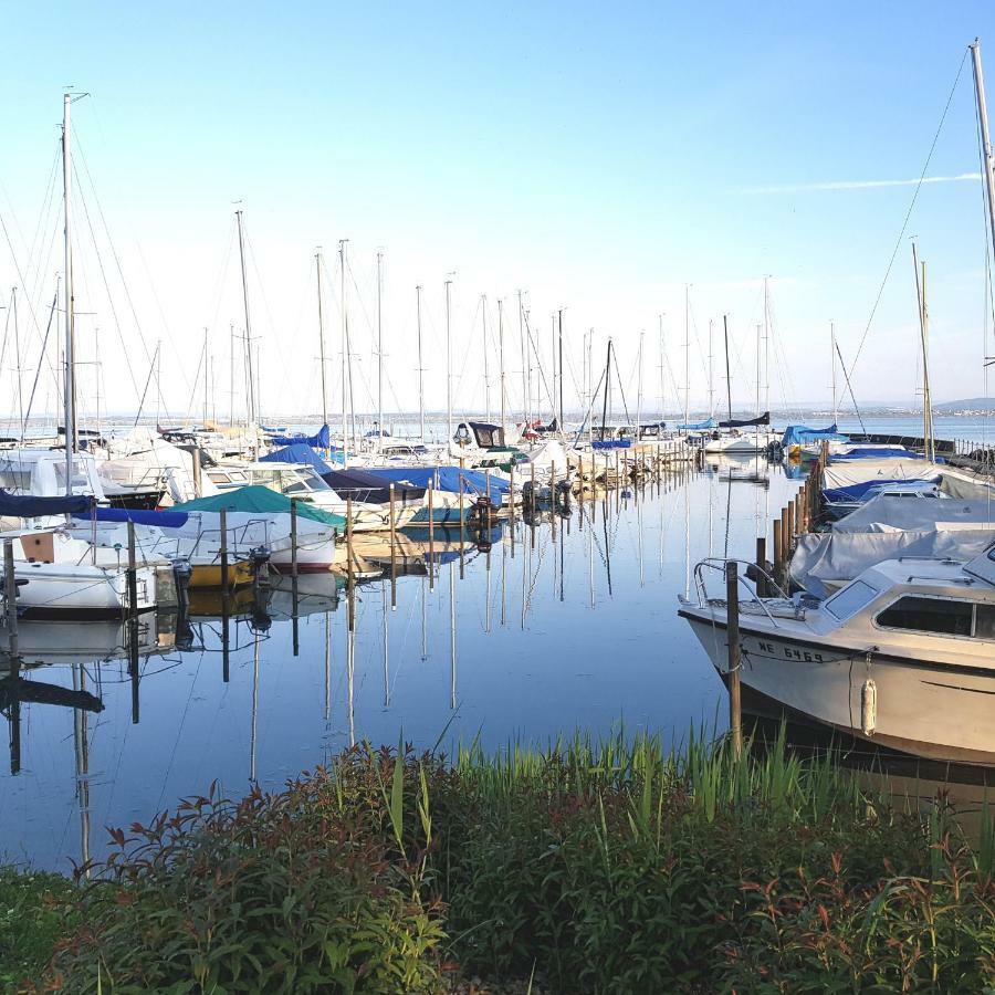 Littoral Lac Gorgier Bagian luar foto